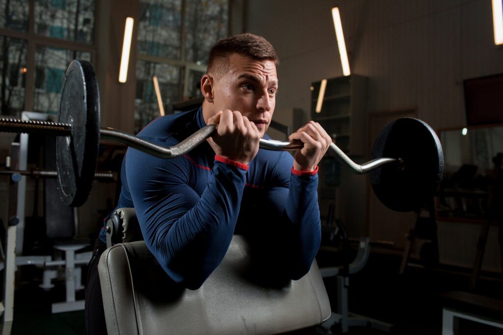 How-to-do-the-preacher-curl