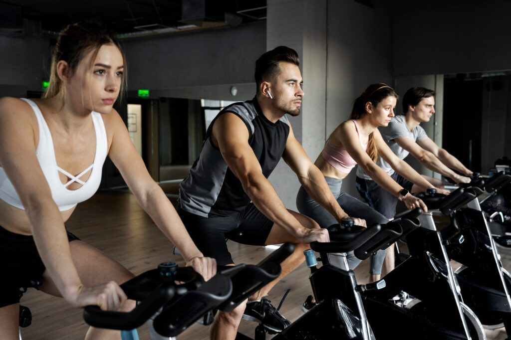 Indoor-Cycling-clothes