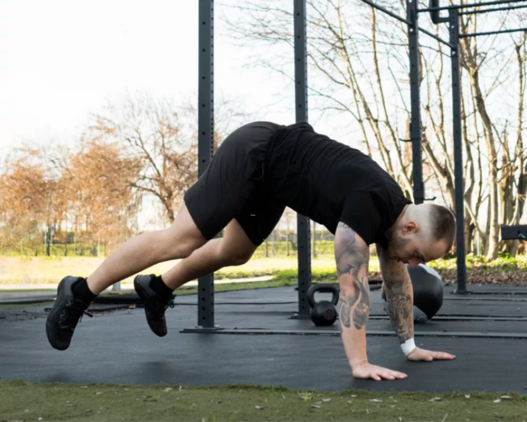 Burpees-outdoors-functional-fitness-training