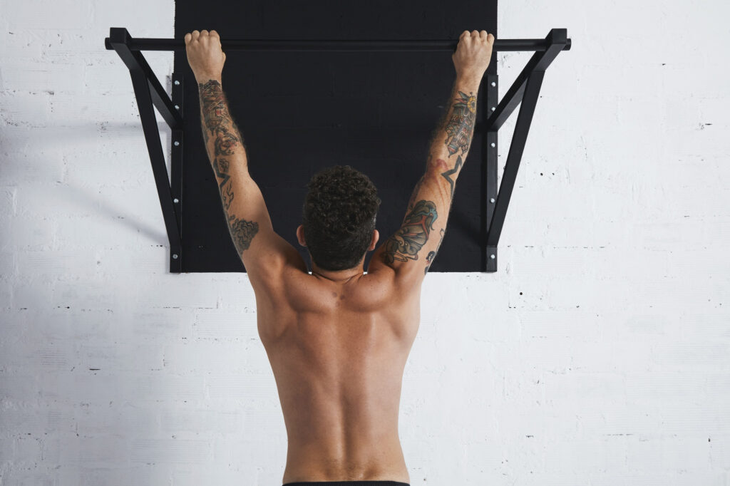One-side-grows-more-from-pullups